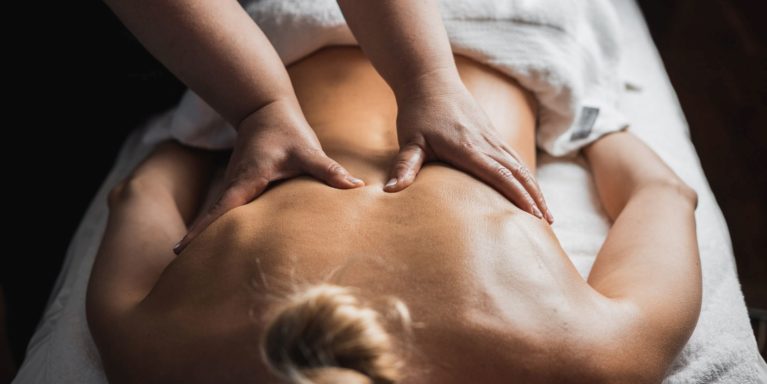 ganzkoerpermassage-massage-wellnesshotel-schoenruh-seefeld-0810-dj